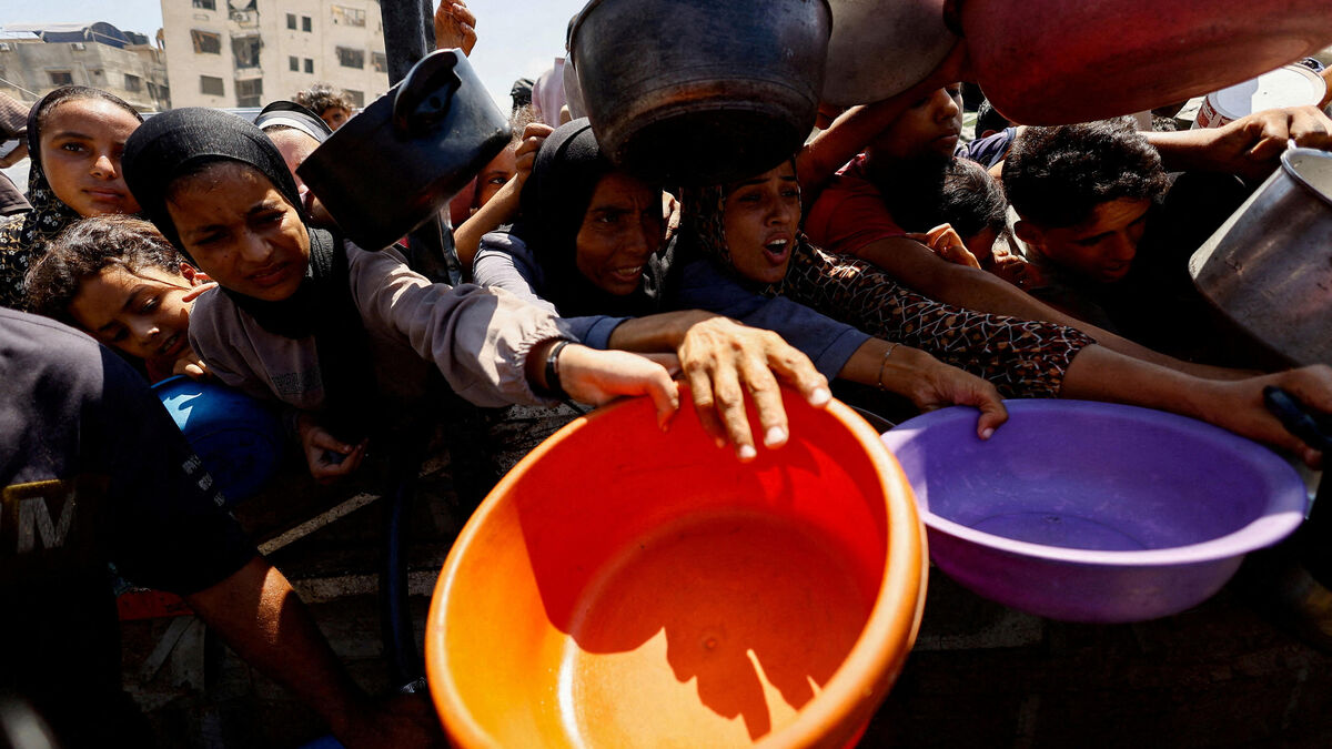 Global hunger crisis un warns of famine in 16 critical zones