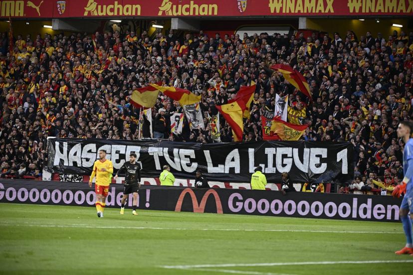 The banner displayed by Angers Lens supporters