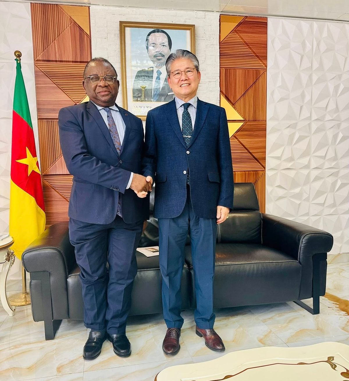 Cameroon eyes major Korean industrial and cocoa investments