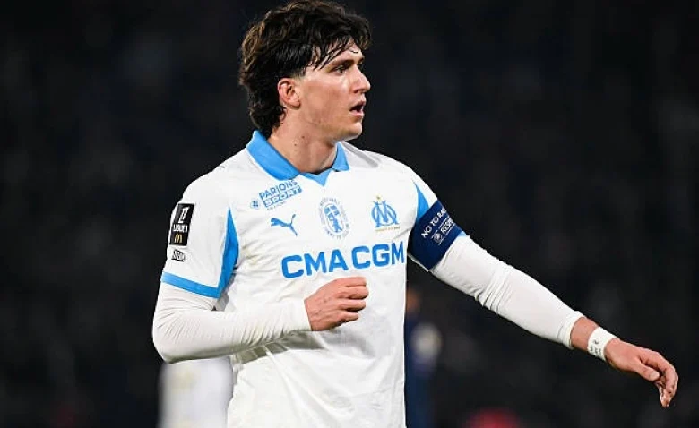 Illustration of Marseille's transfer misstep with Leonardo Balerdi