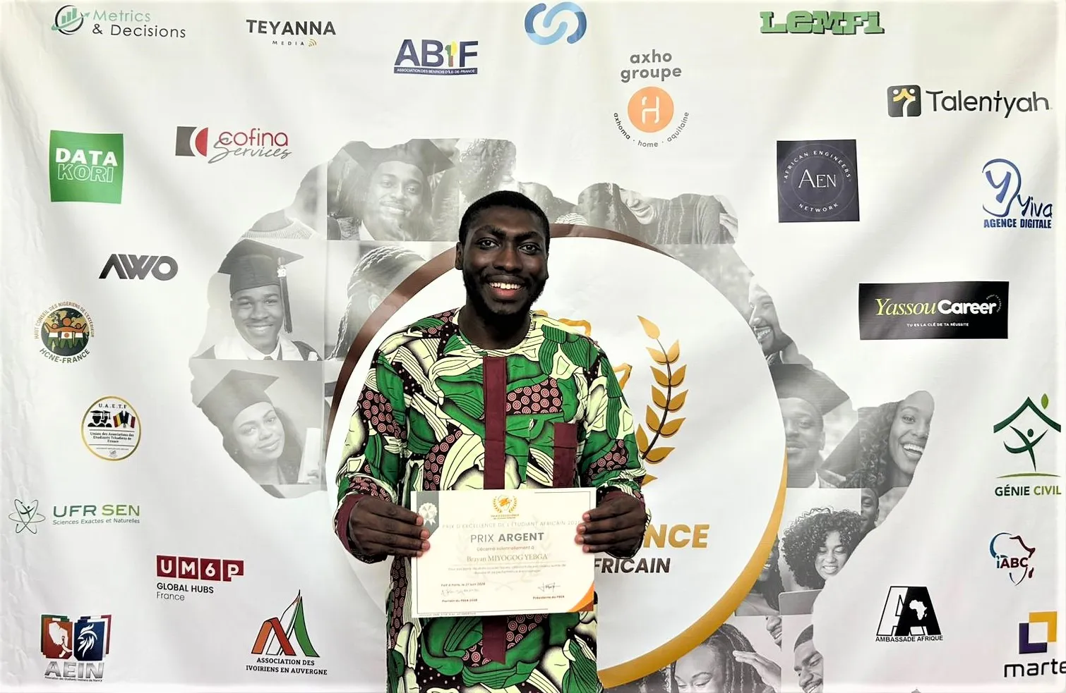 IAI-Cameroun graduate receives international academic excellence award