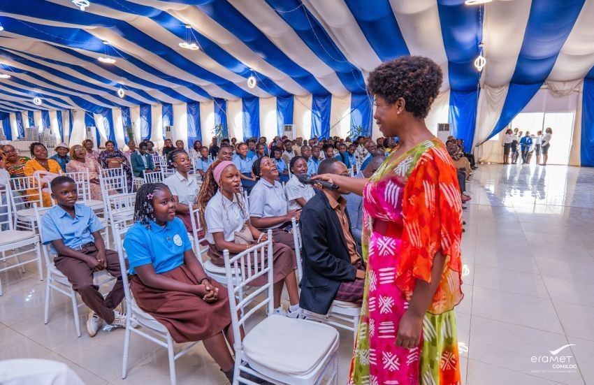 Students awarded and received at Comilog in Moanda